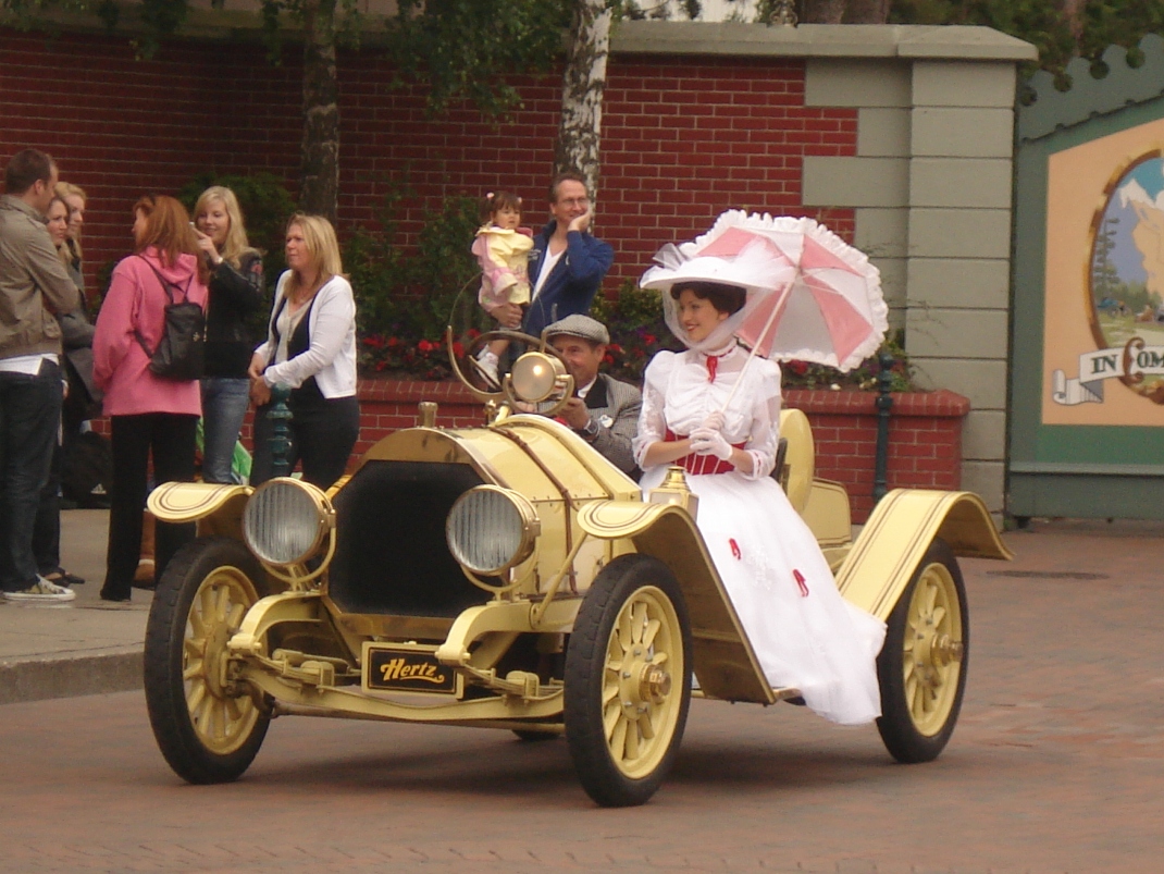 Mary Poppins at Disney World Paris